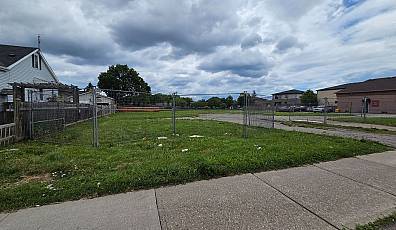 423 Highway 8 N/A