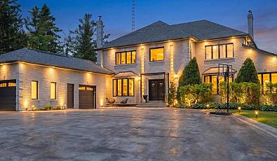 75 Rachelle Crt
