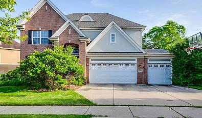 332 colonial Drive