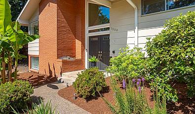 7350 NW Valley View Dr