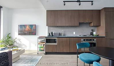 2720 Dundas Street Unit 801