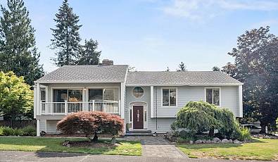 2498 SADDLE Ct