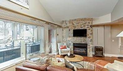 550 W Depot Avenue 304