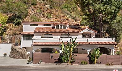 1508 N Beverly Glen Blvd