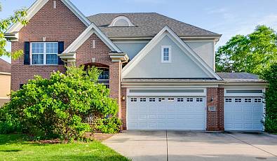 332 colonial Drive