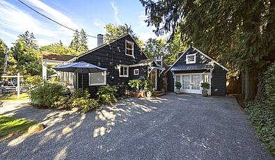 4428 SUNSET Dr
