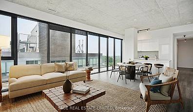 7 Smith Crescent Unit PH 808