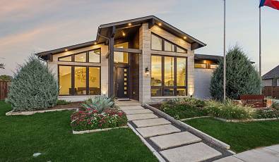 Mid-Century Modern Luxury Just 30 Minutes North of Fort Worth