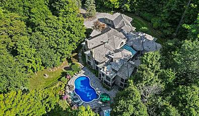 10140 Pineview Trail
