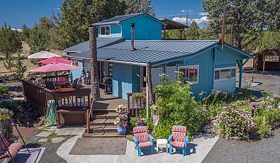 7683 SW Drake Drive