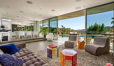 9738 Arby Drive