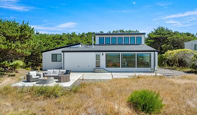 Ocean Front Modern Home on 4 Acres 