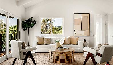 2745 La Cuesta Dr