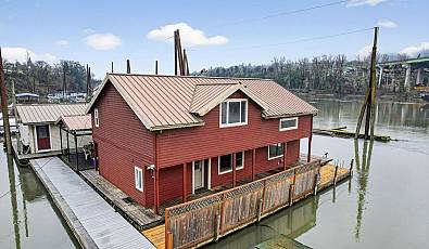 1701 Clackamette Dr 2
