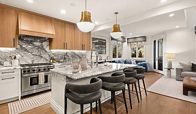 111 San Joaquin Road 19