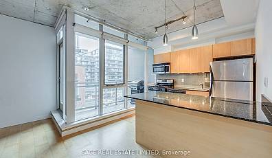 38 Niagara Street Unit 501