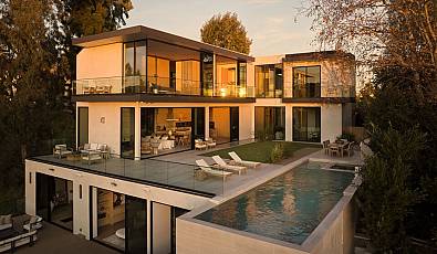 1149 Linda Flora Dr