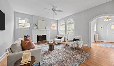 Romantic Brick Cottage in Durham's Watts-Hillandale
