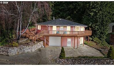 2453 STEPHANIE Ln
