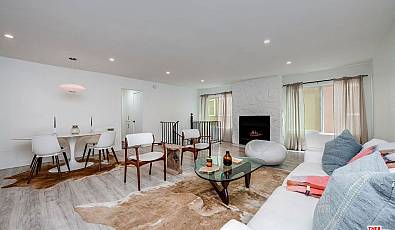 16 Quarterdeck Street 102