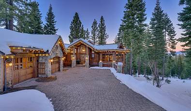 Laura's Overlook Lodge at Northstar