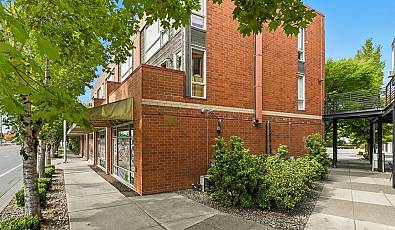 17040 Sw WHITLEY Way 201