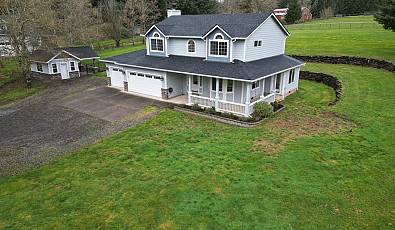 523 Ne SQUIRE Rd