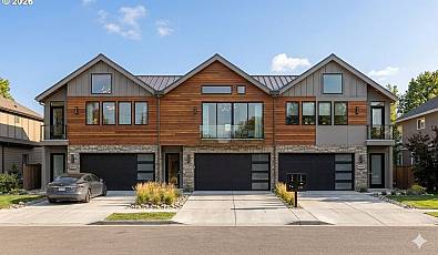 7506 Ne VANCOUVER MALL Dr