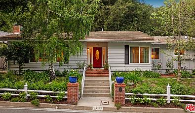3634 Mandeville Canyon Rd