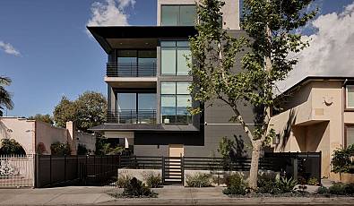 1227 N Formosa Ave
