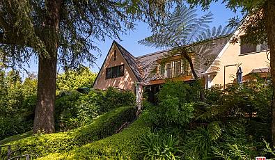1954 Hillcrest Rd