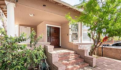 1556 Little Orchard ST
