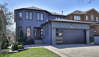 976 Silver Birch Trail