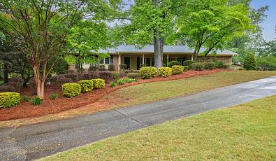 Marvelous move-in ready updated brick ranch