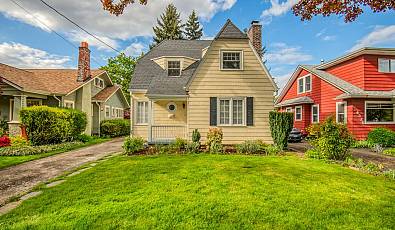 4315 Ne LAURELHURST Pl