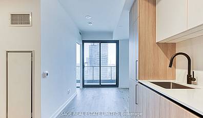 35 Parliament Street Unit 1712