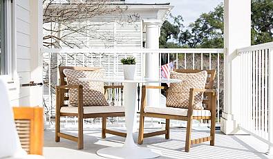 301 Longshore Street 423