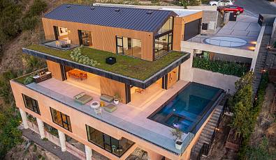 Meital Taub Luxury Group Unveils Two Exquisite Laguna Beach Coastal Residences