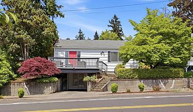 2414 E MCLOUGHLIN Blvd