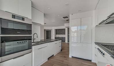 10490 Wilshire Boulevard 1102