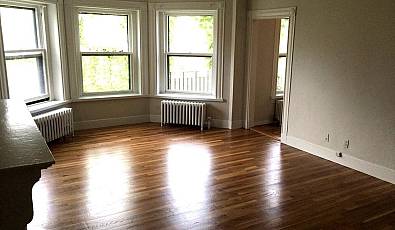 475 Beacon Street 4F