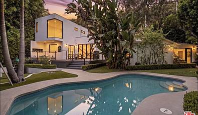8516 Franklin Ave