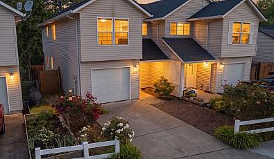 1325 CREEKSIDE Ln