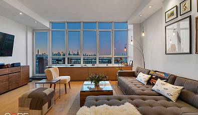 Magnificent Views of the Manhattan Skyline