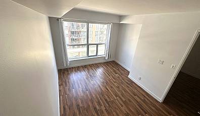 1005 King Street Unit 518