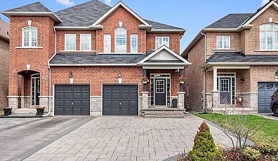 62 Donald Stewart Crescent