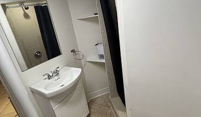 417 Crawford Street Unit Lower