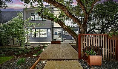 1402 Alta Vista Ave