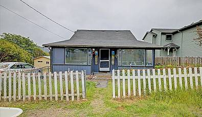 405 EVERGREEN Ave