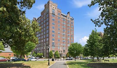612 W Franklin 9D